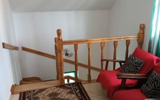 Vila 240 mp , situata la Ciusmea, pret 190000 euro neg - Poză 3