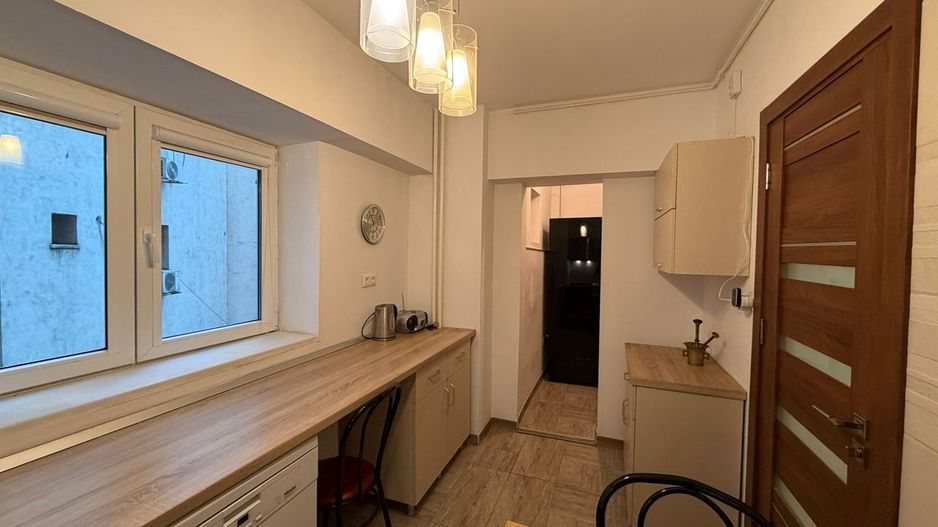 DE INCHIRIAT Apartament 4 camere Piața Unirii, cu parcare - Poză 15