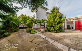 Vila superba, P+E,  Cuvin, 9 camere, 200 mp si teren 1300 mp plus anexa 3 camere - Poză 43