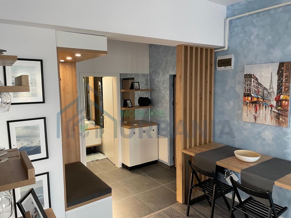 Ofer spre inchiriere apartament cu 3 camere cu loc de parcare - Poză 1