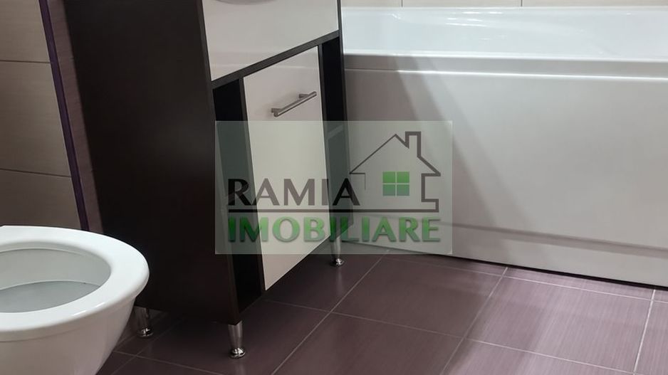 Apartament 3 camere decomandat, 68 mp, 2 băi, boxă – renovat complet - Poză 7
