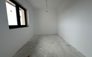 Casa individuala | Parter + Etaj | Asfalt | Toate utilitatile | - Poză 10