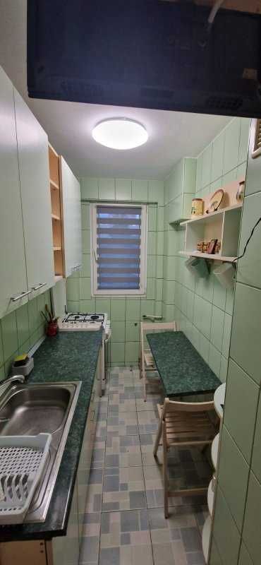 Apartament 2 camere, parcare inclusa, balcon, metrou 4 minute - Poză 6