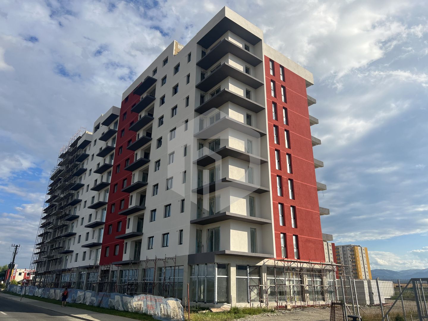 Apartament 2 camere+terasa , zona Dedeman/Mihai Viteazu/Avantgarden - Poză 2