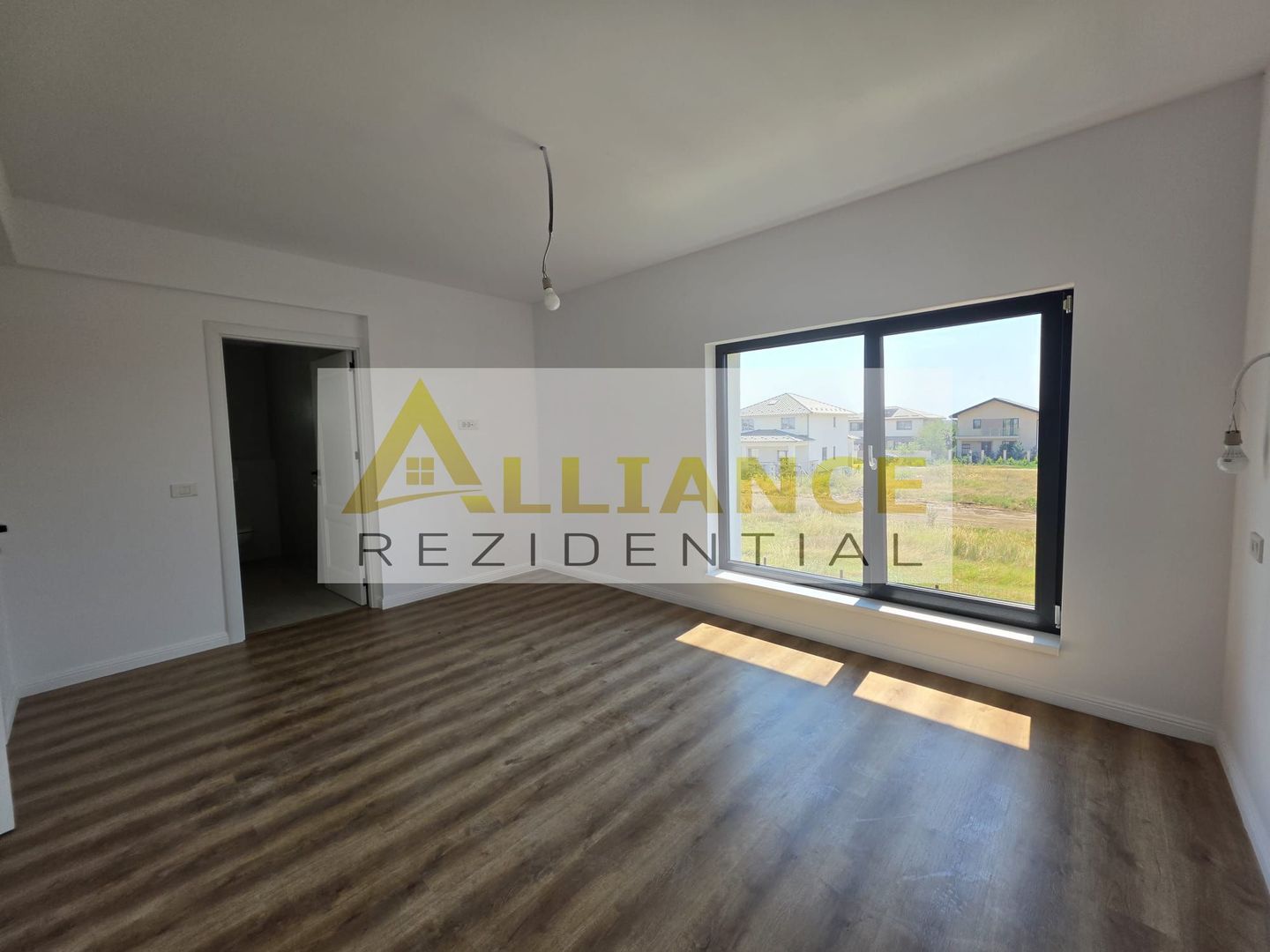 Vila 4 Camere | Curte amenajata - Poză 17