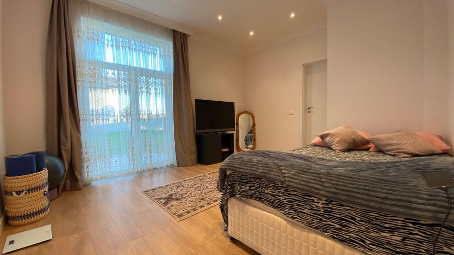 Vila zona Calea Aradului - Poză 11