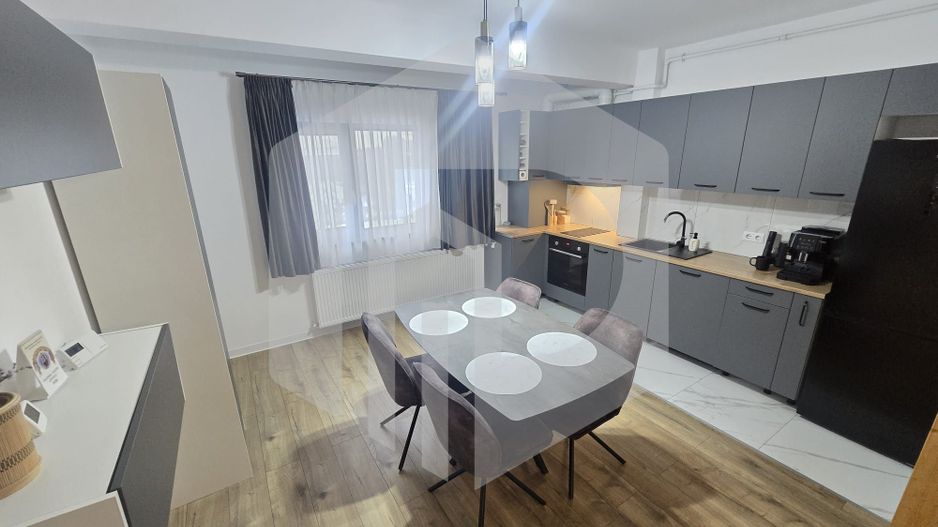 Apartament modern mobilat Garden City - Poză 2