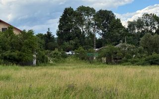 Teren plat-intravilan -3800 mp, cu pădurice și ieșire la râu! - Poză 5