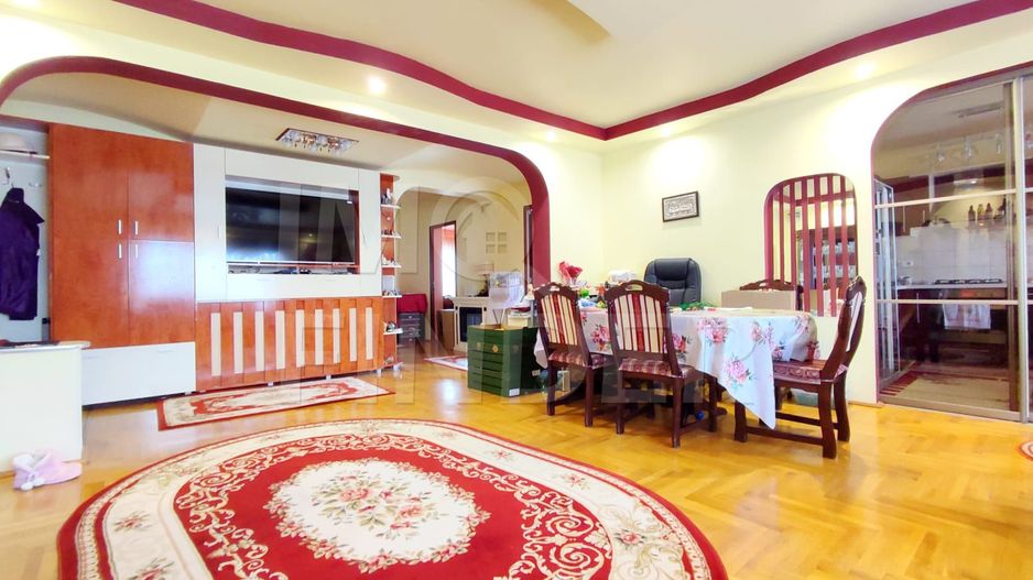 4 camere 106 mp cu Garaj si Parcare exterioara in Buna Ziua - Poză 1