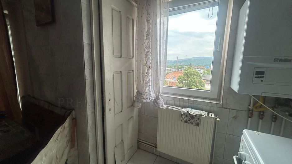 De vanzare Apartament 3 camere zona de jos - Poză 15