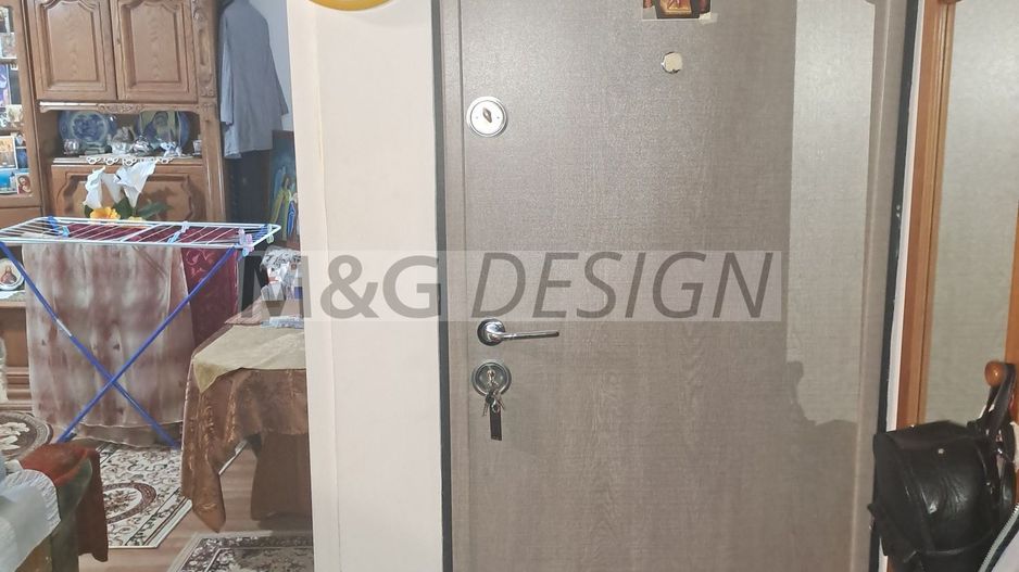 Apartament 2 camere Aradului etaj 4 decomandat - Poză 6