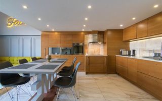 ?** Apartament superb pe doua niveluri Ultrafinisat Semicentral ** - Poză 6