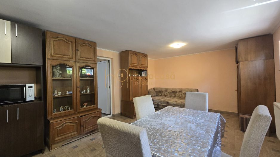 Apartament 2 camere 70 mp - Poză 1
