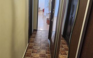 Vanzare apartament 3 camere - Poză 1