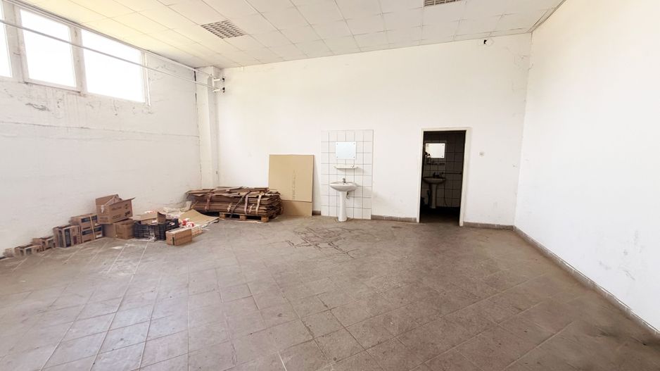 Hală industrială de închiriat în Arad – 600 mp, parcare - Poză 5