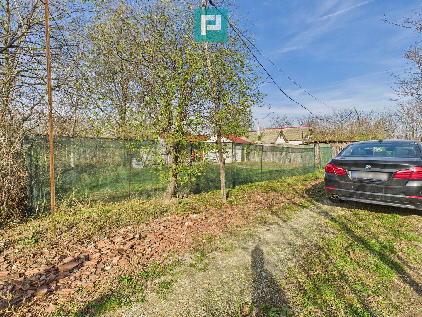 Casuță cu priveliște panoramică spre Cetatea Șiria - Poză 22