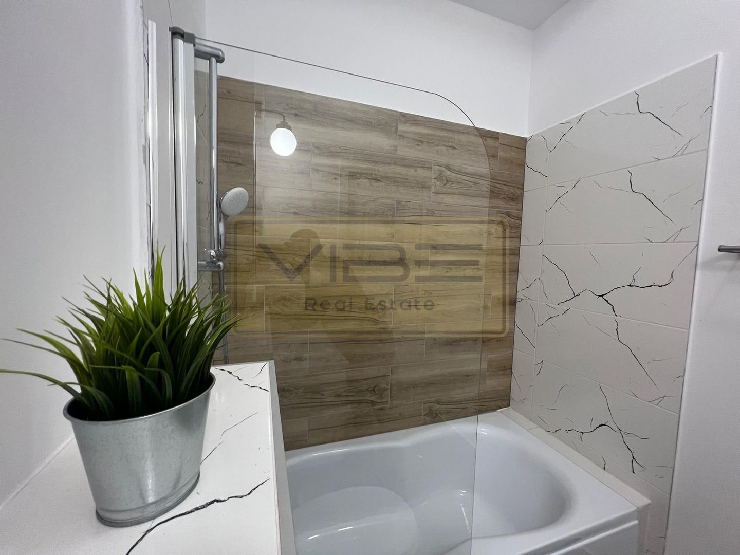 Apartament 2 camere decomandat 10 min COPOU - Univ.Al I Cuza si UMF - Poză 25