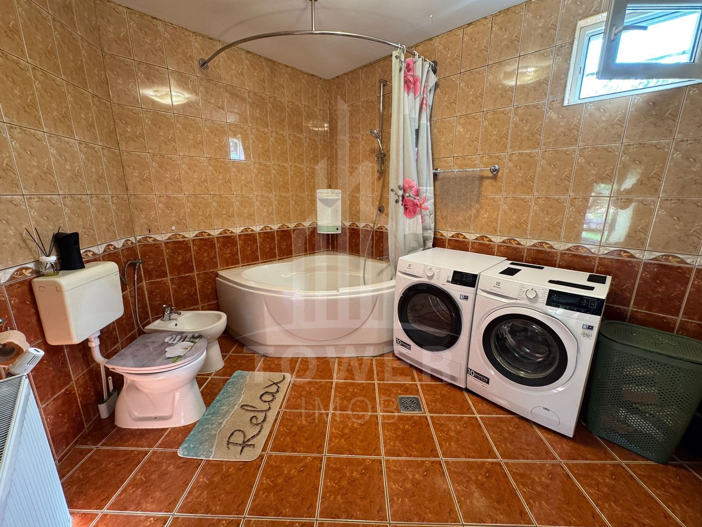 Casă în exclusivitate la Ocna Sibiului - Poză 6