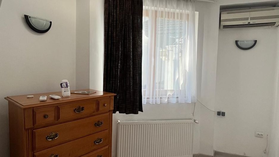 Vila cu piscina Herastrau | Panouri solare | Parcare | Rezidential sau birouri - Poză 12