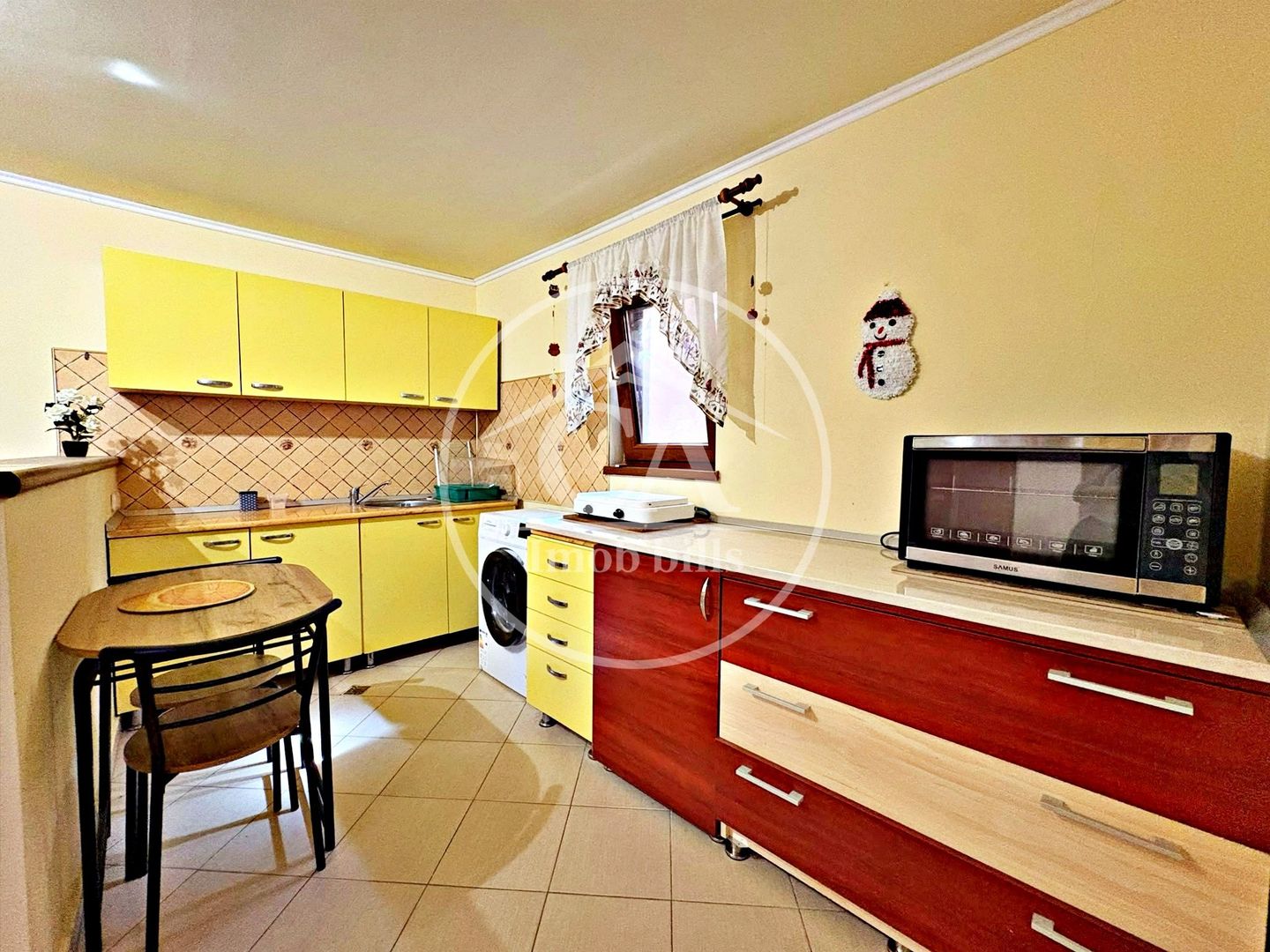 Garsoniera la curte comuna de închiriat in zona centrala, Oradea - Poză 6