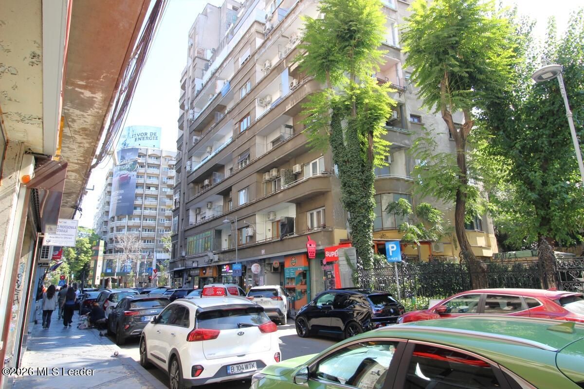Piata Romana, 4 camere 138 MP total, Etaj 2/9, renovat - utilat, liber - Poză 52