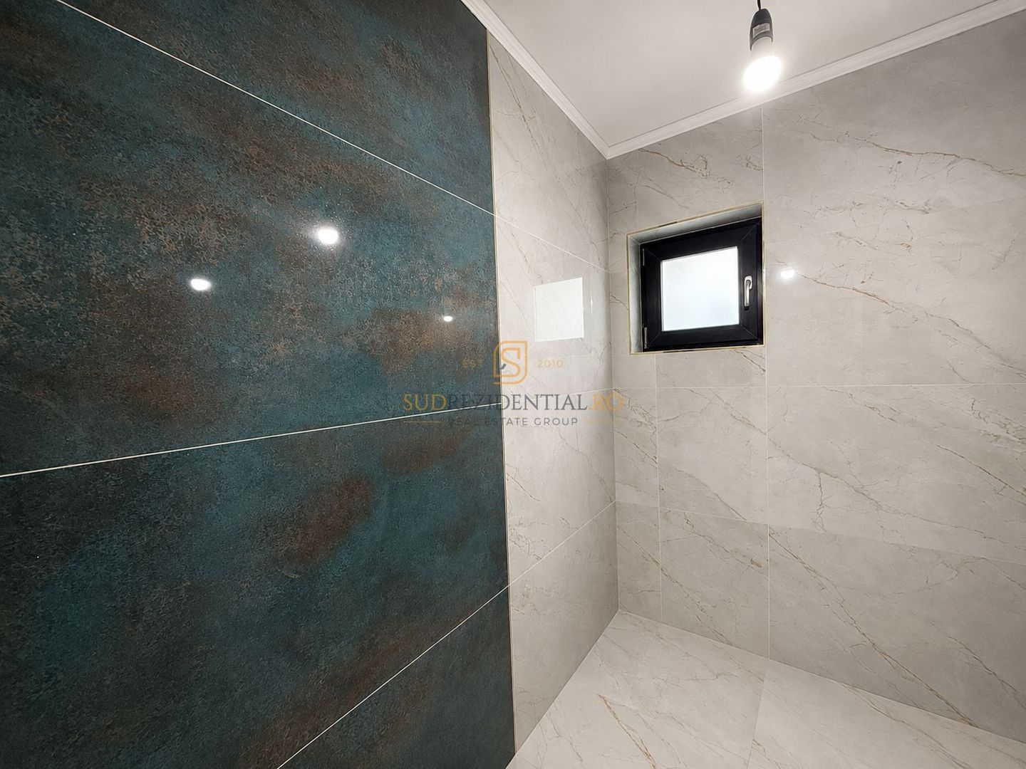 Casa Individuala cu 3 camere, 2 bai, teren 375 mp - zona centrala - Poză 15