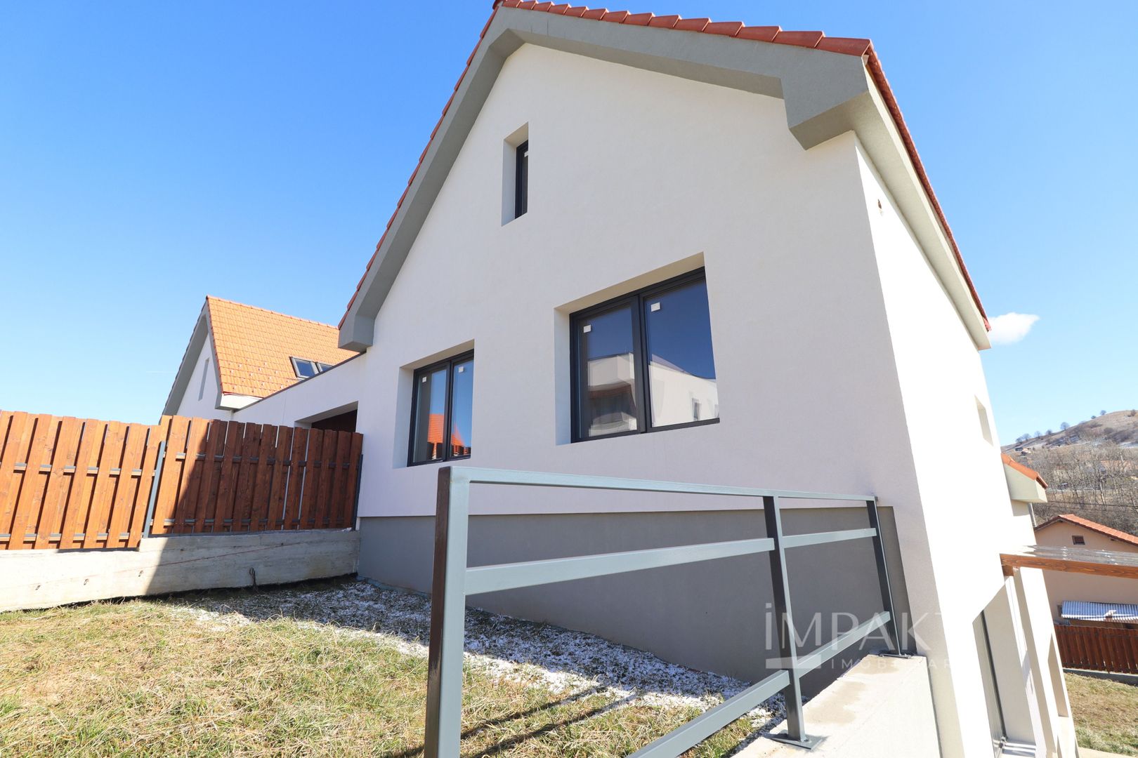 Casa superba si spatioasa, situata in Salicea! - Poză 19