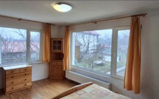 Casa in zona centralain vecinatatea padurii - Poză 14