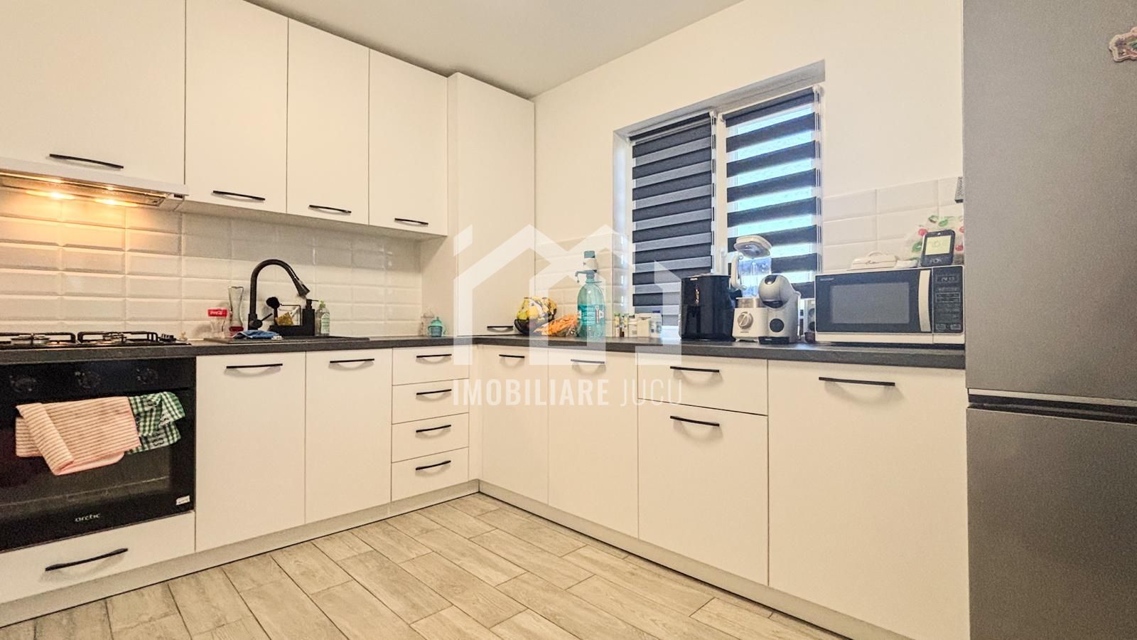 COMISION 0% Casa LA CHEIE cu 3 camere, 70mp, teren 450mp, Jucu de Sus - Poză 8