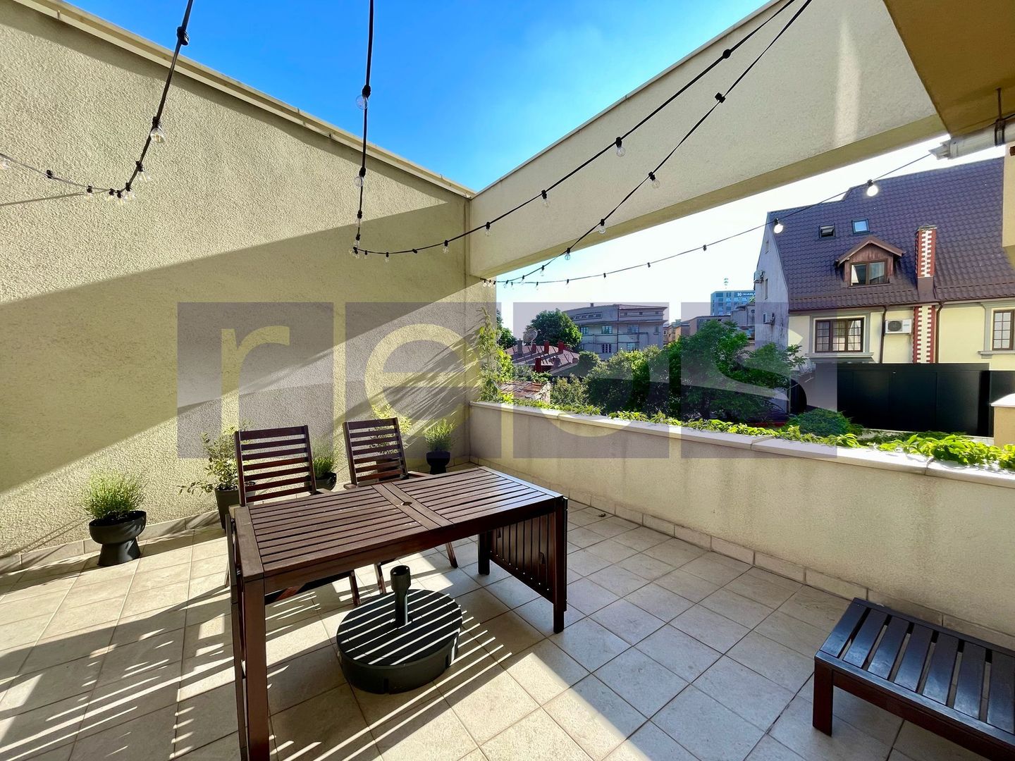 APARTAMENT 2 CAMERE + 2 LOCURI PARCARE TERASA SPECTACULOASA 98MP TRAIAN CALARASI - Poză 2