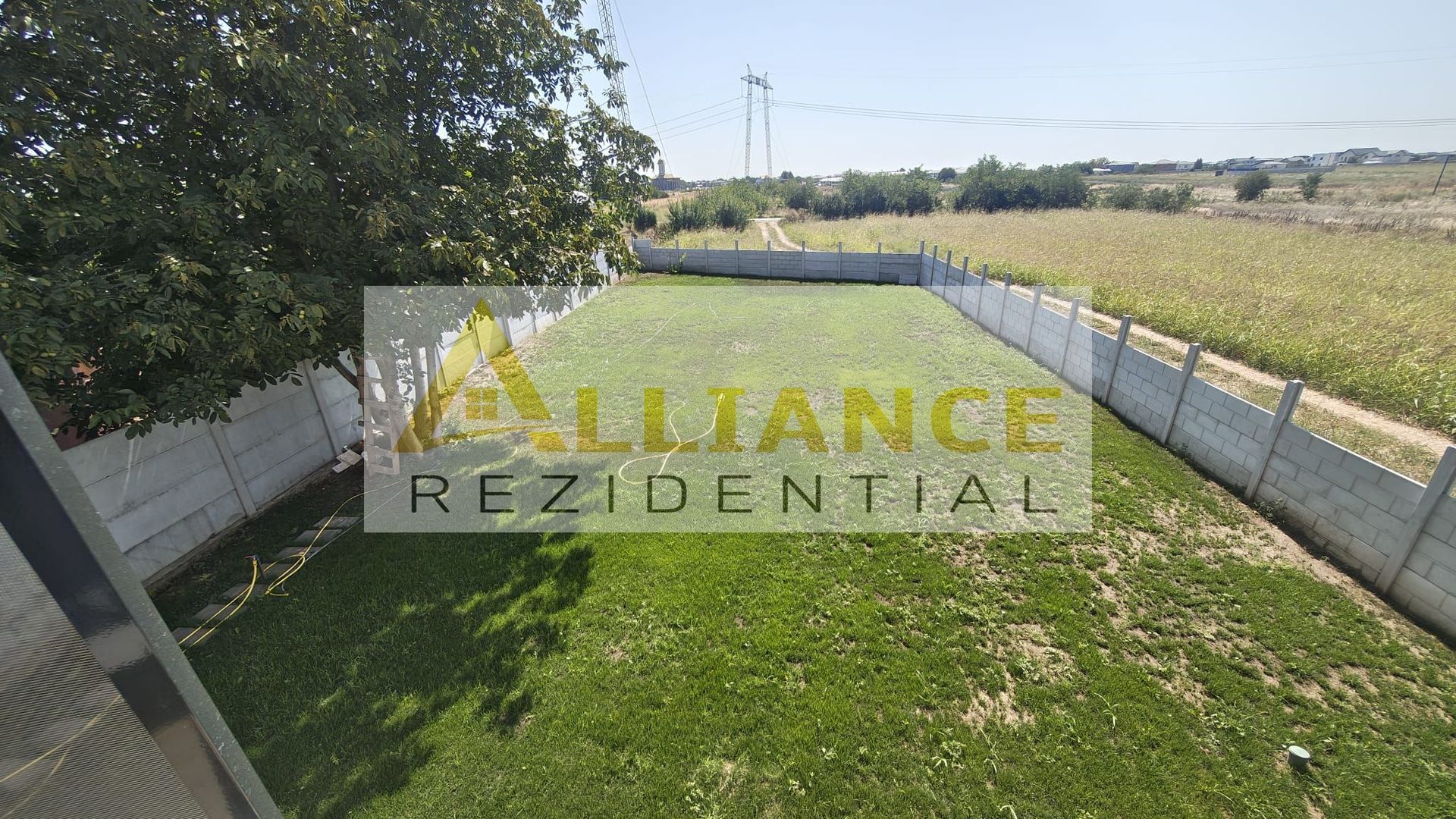 Vila de vanzare-4 camere-TEREN 760 MP-500 M de STV - Poză 5