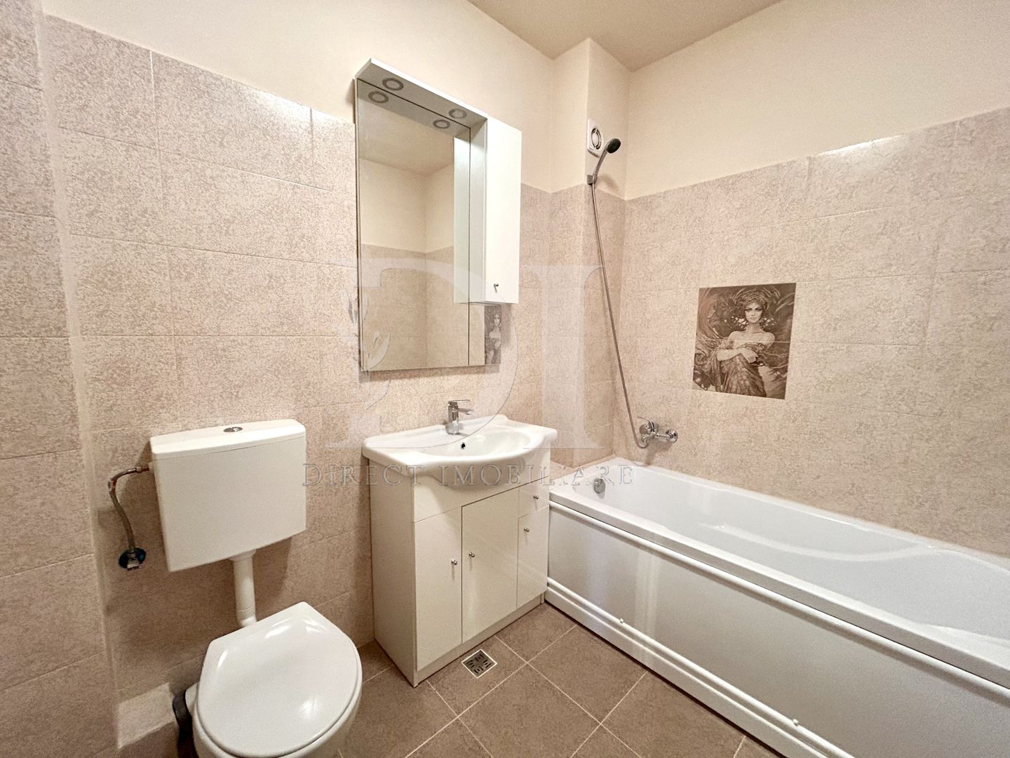 Apartament 3 camere, de vanzare  in Zona BMW / Floresti - Poză 13