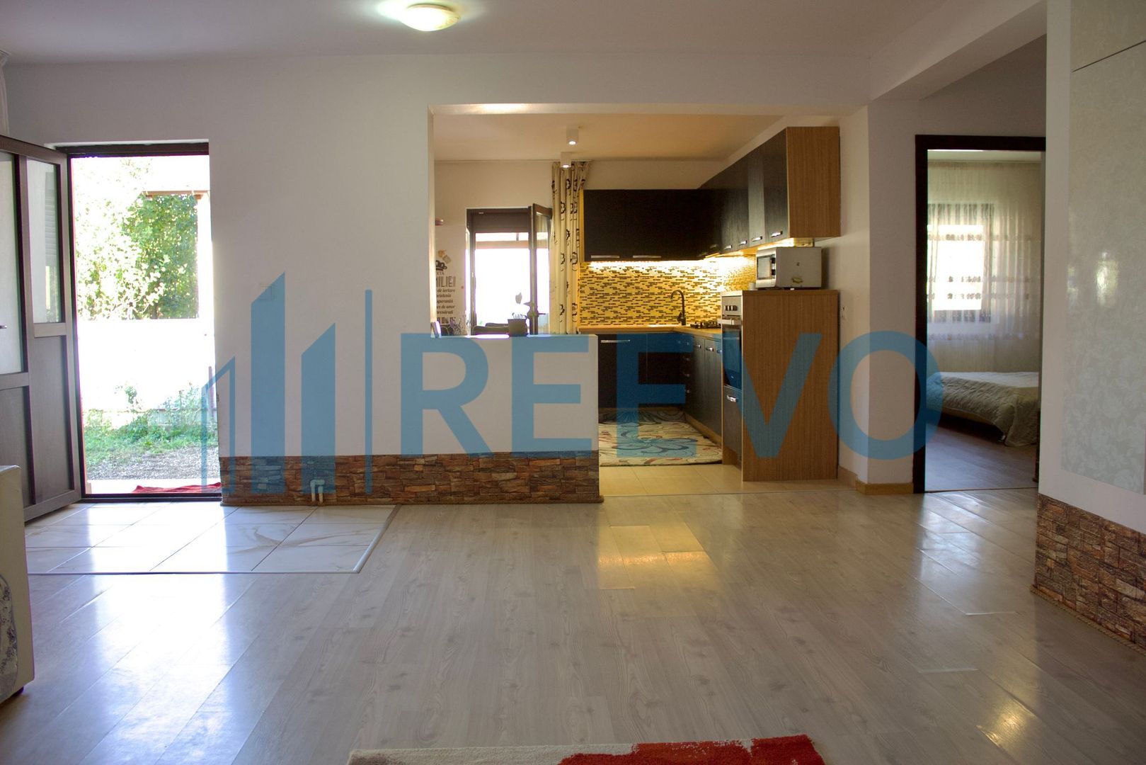 Casă/Vilă de vânzare în Letea Veche, Jud. Bacău - Poză 8