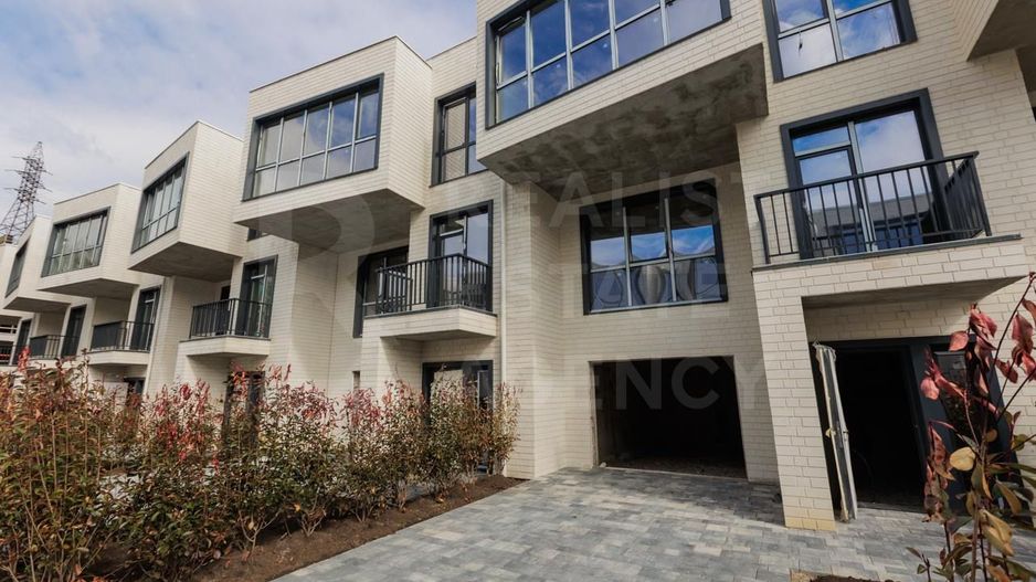 Vânzare, townhouse, 3 nivele, Complexul Rezidențial Hora Village - Poză 27