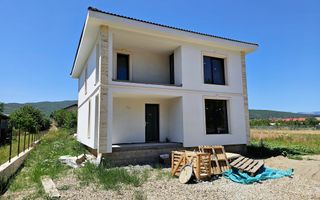 Casa noua, 4 camere, 700 mp teren, toate utilitatile, Micesti - Poză 1