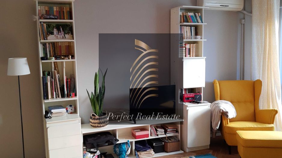 Apartament 3 camere de vânzare – Zonă Centrală | Etaj 1 - Poză 1