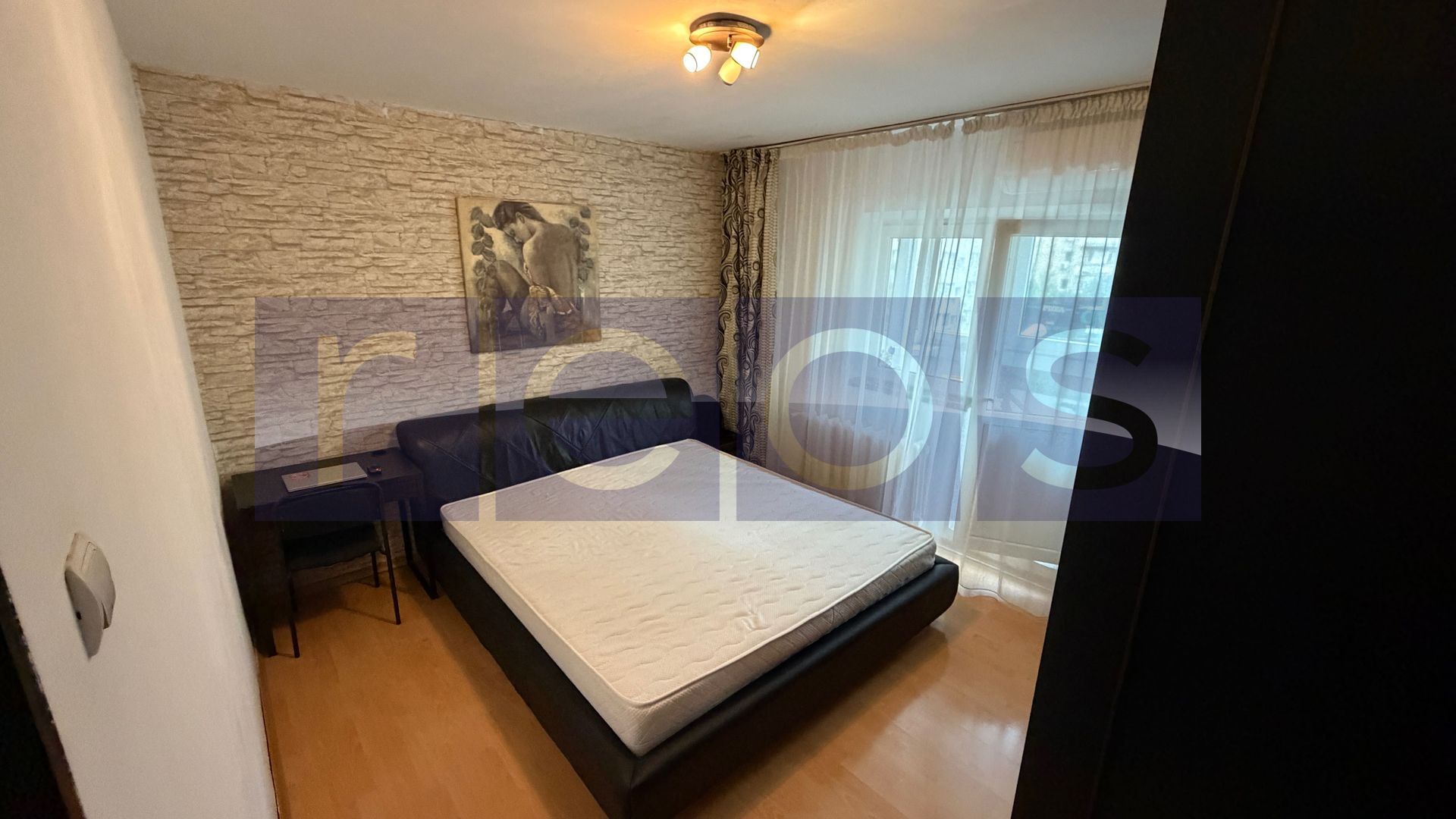 VANZARE 3 CAMERE DECOMANDAT MALL VITAN - Poză 3