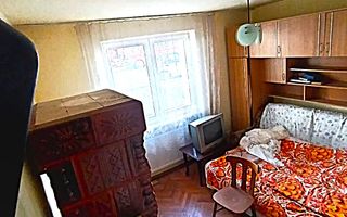 Vand apartament decomandat spatios cu 2 camere in Oravita. Comision ,,0'' - Poză 5