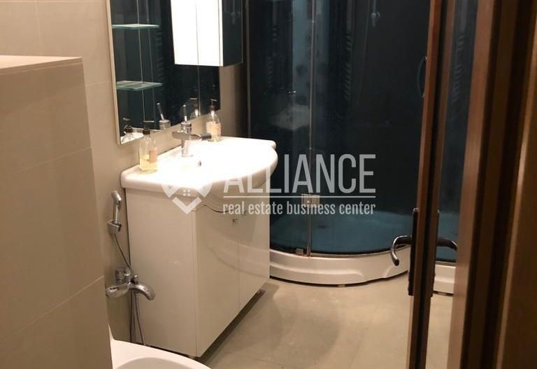 Faleza Nord - De inchiriat Apartament 5 Camere (Cod 12) - Poză 11