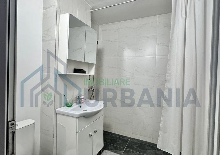Apartament de închiriat, 4 camere, Piața Alexandru cel Bun 2, Iași - Poză 4