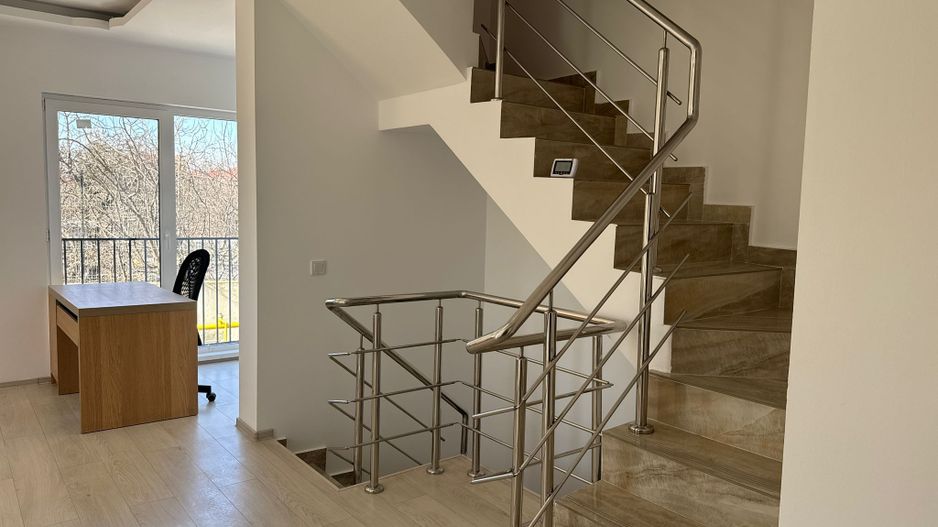 Casă tip Duplex 5 camere | 3 băi | 2 terase | 2 locuri de parcare - Poză 9