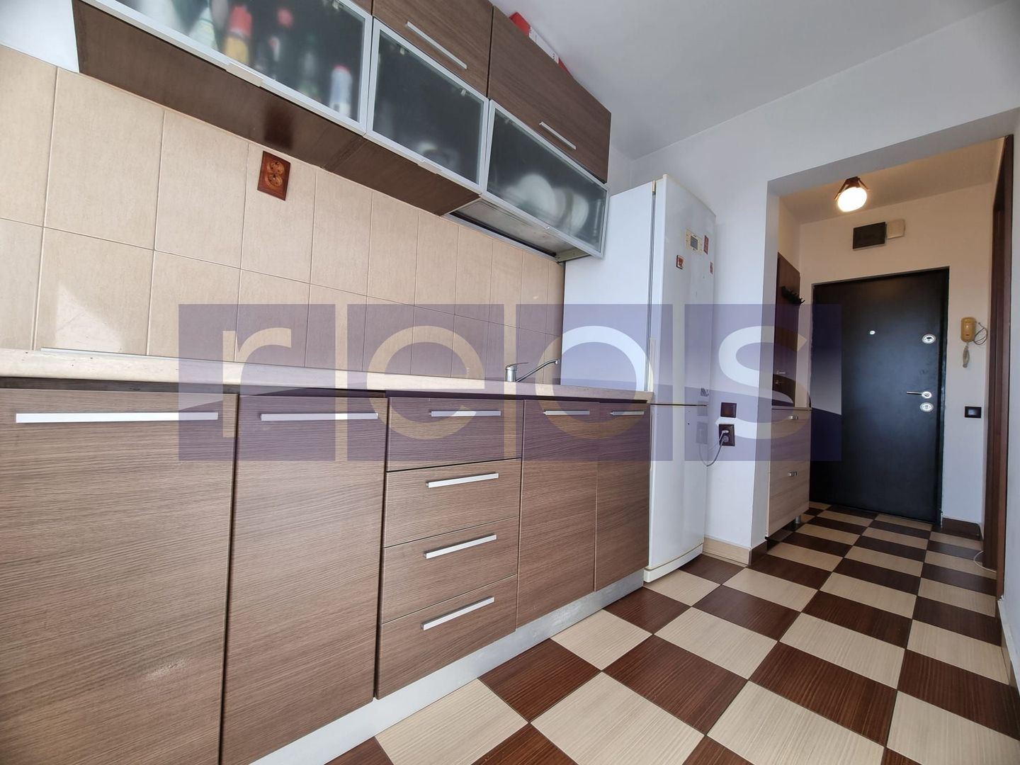 VANZAE 2 CAMERE  -IANCU DE HUNEDOARA - Poză 11