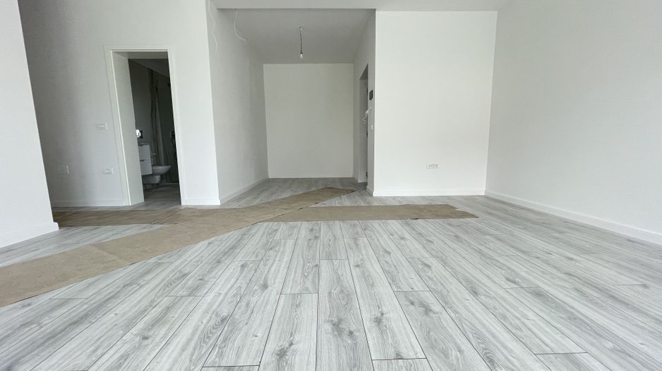 Duplex despărțit prin spațiu tehnic - Poză 2