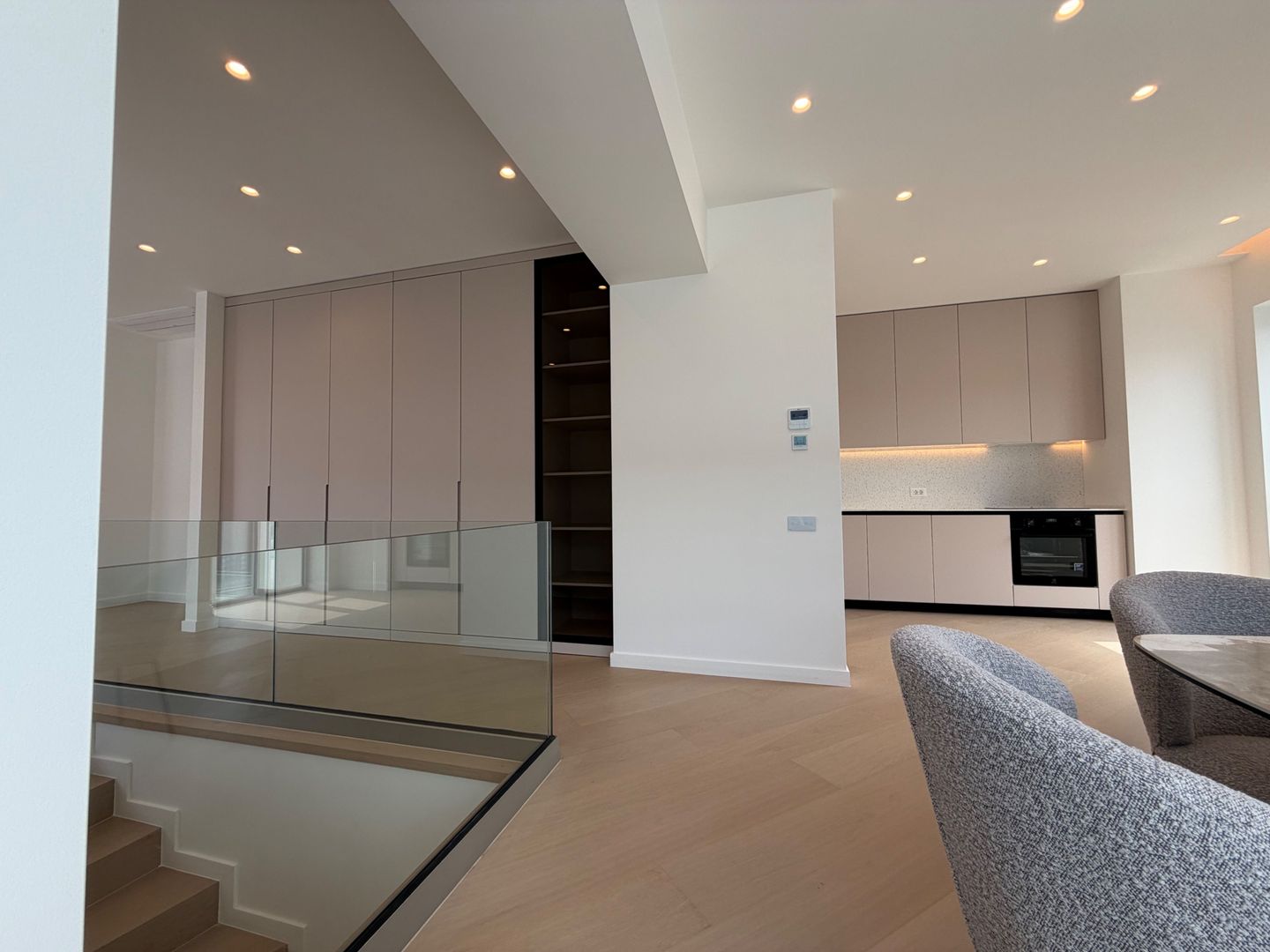 Penthouse Duplex Spectaculos de Închiriat  | Aviatiei Promenada - Poză 4