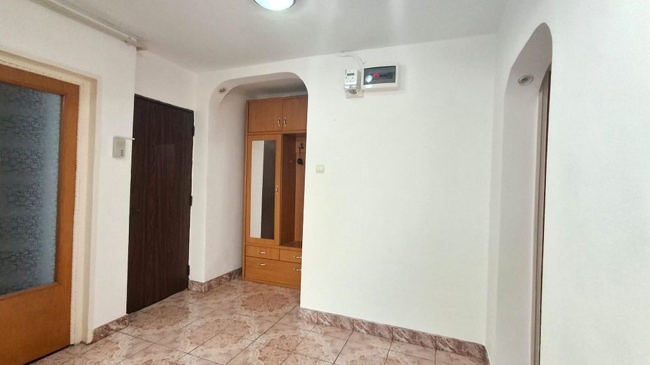 Apartament 3 Camere zona Piata Munci - Poză 5