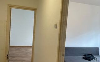APARTAMENT 2 CAMERE DECOMANDAT RENOVAT - Poză 3