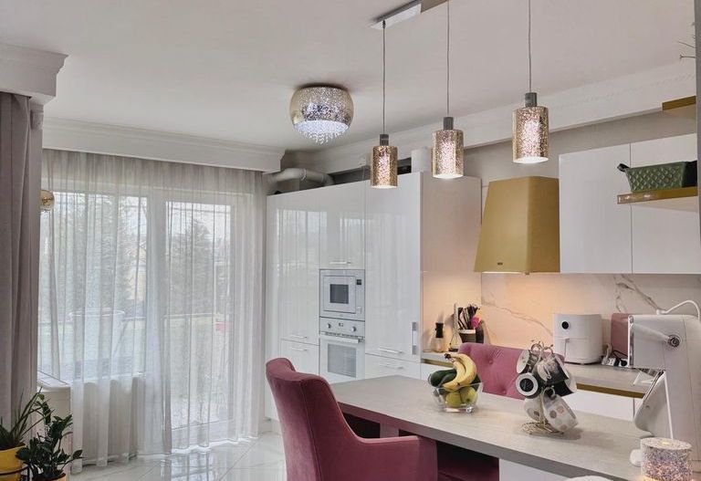 Apartament cu 3 camere, finisaje de lux, în apropiere de Baza Sportivă - Poză 2