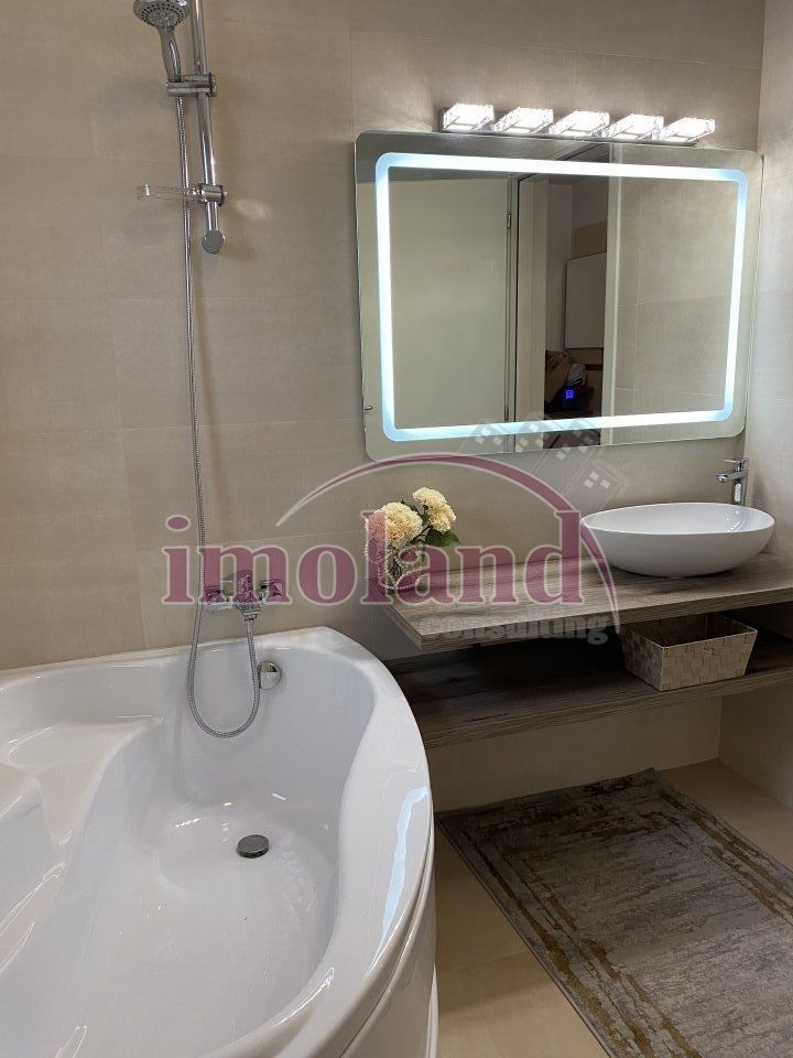 Inchiriere - apartament - 3 camere cu terasa - Aviatorilor - Poză 12