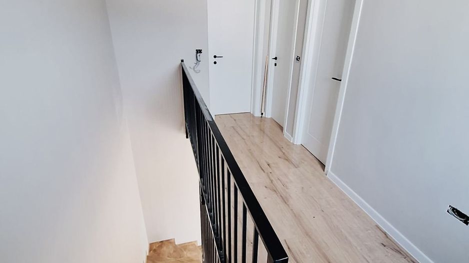 Moșnița Veche | 1/2 Duplex | 110 mp utili | Toate utilitatile|  Dormitor parter - Poză 6