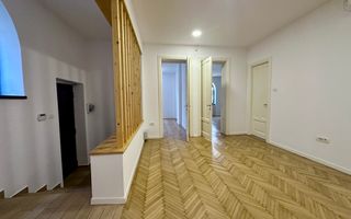 Vila Interbelica Restaurata | Pretabil Birouri - Showroom - Poză 2